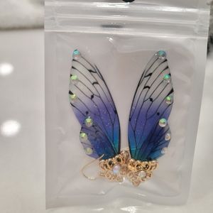 New angel wing earrings. 2.5” long